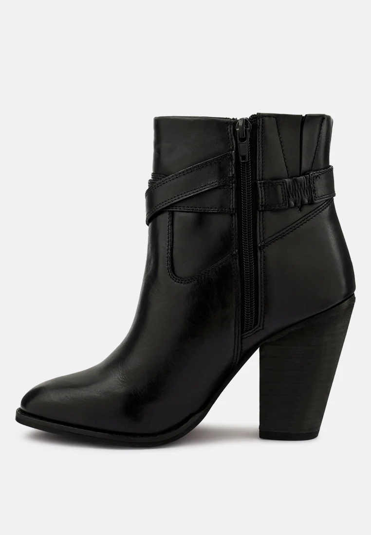 CAT-TRACK Black Leather Ankle Boots - Image 4