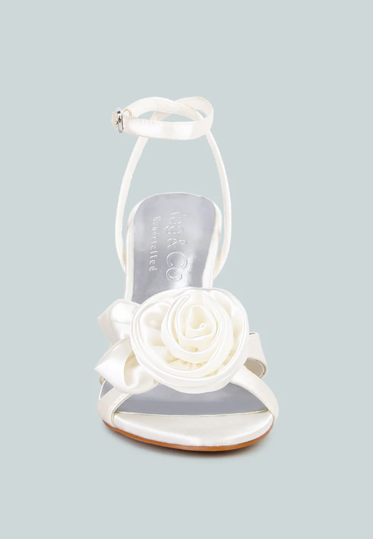 CHAUMET White Rose Bow Embellished Sandals - Image 4
