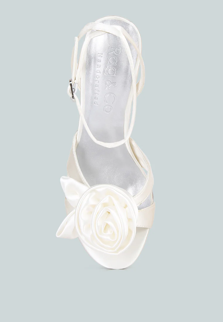 CHAUMET White Rose Bow Embellished Sandals - Image 6