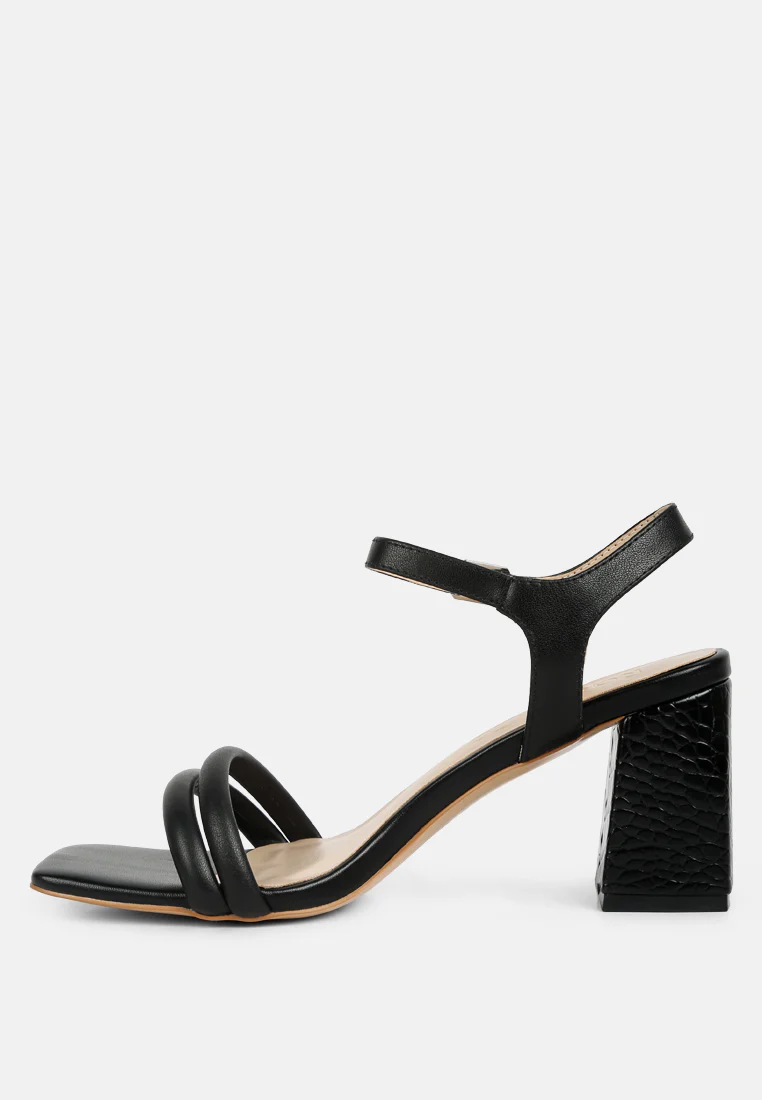 EDYTA Ankle Strap Block Heel Sandals in Black - Image 4
