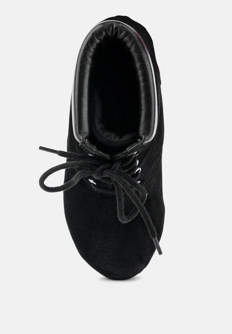 MAAYA Black Handcrafted Collared Suede Boot - Image 6