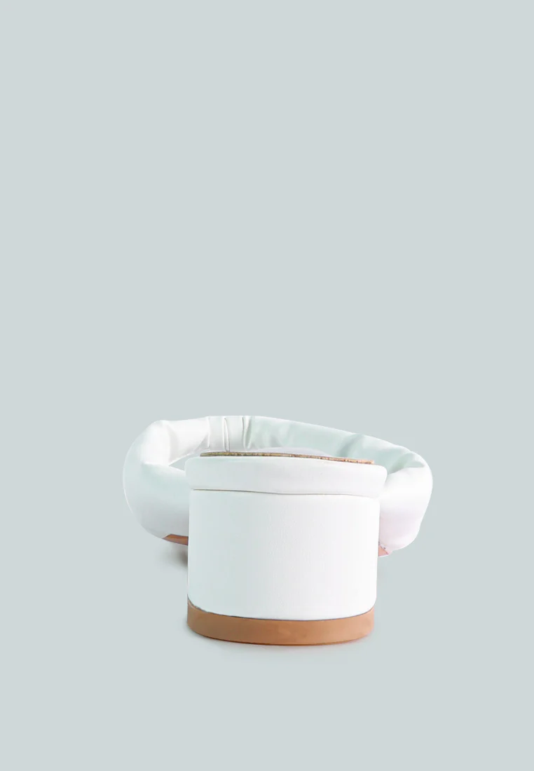 MEMESTAR White Low Heel Thong Sandals - Image 5