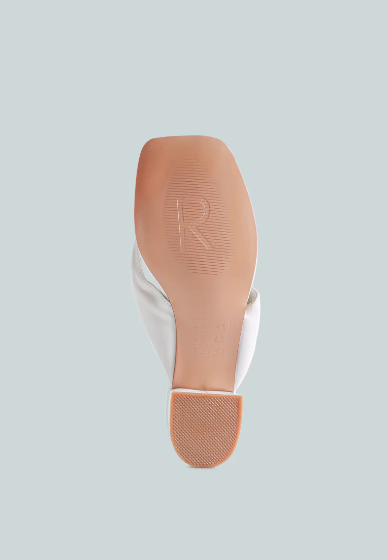 MEMESTAR White Low Heel Thong Sandals - Image 7