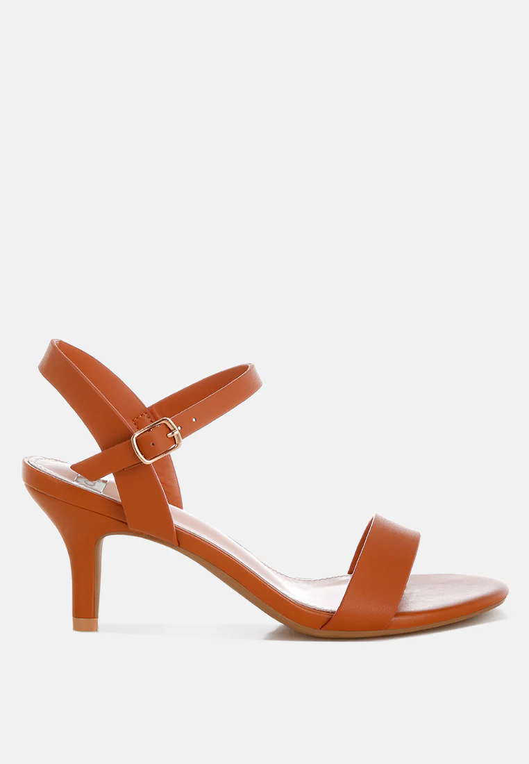 Tomari Pin Buckle Kitten Heel Sandals